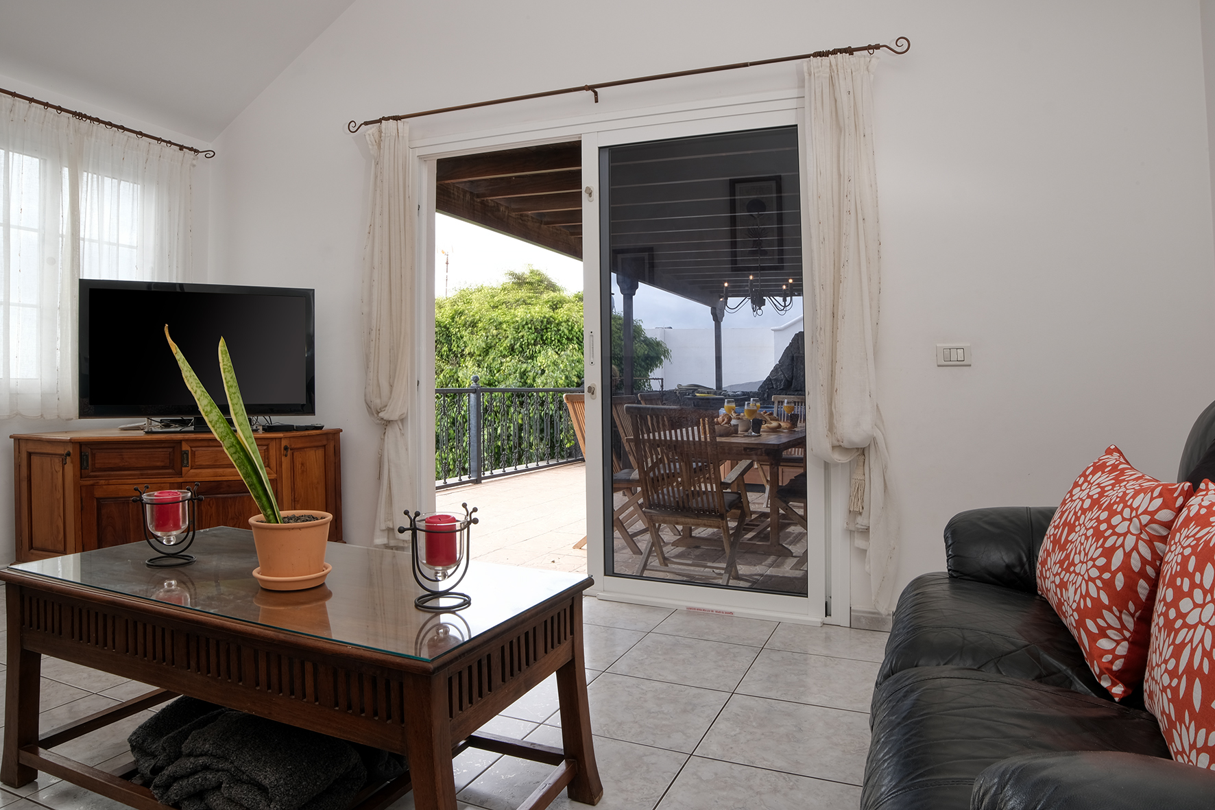 Villa-Paraiso-Lanzarote-Home-Vacation (6)