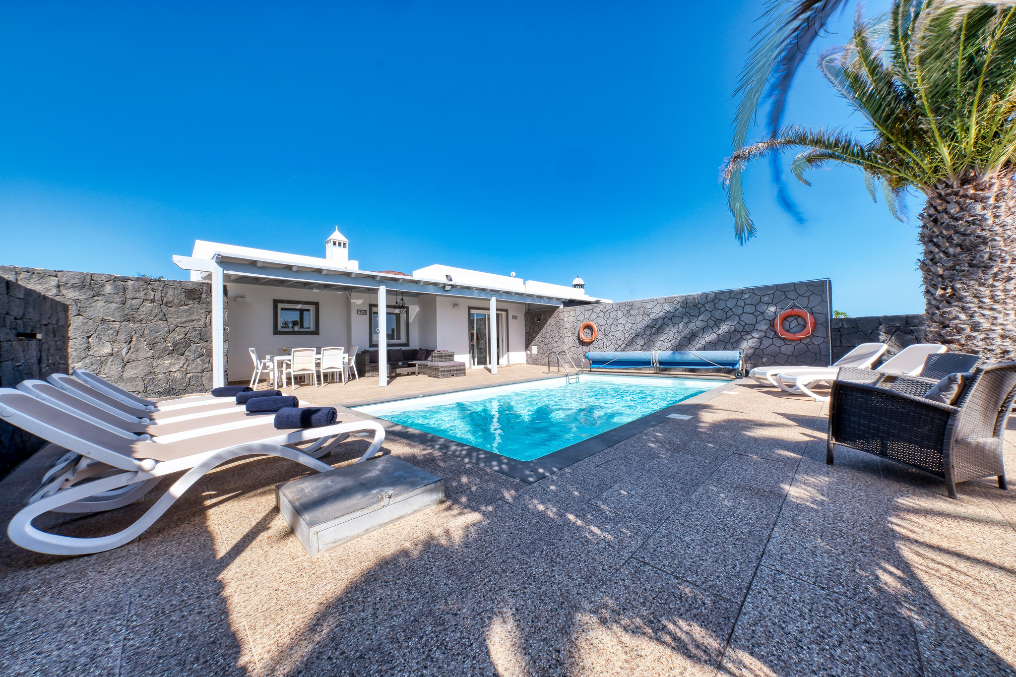 Blue Waves House - Lanzarote Vacation Homes (20)