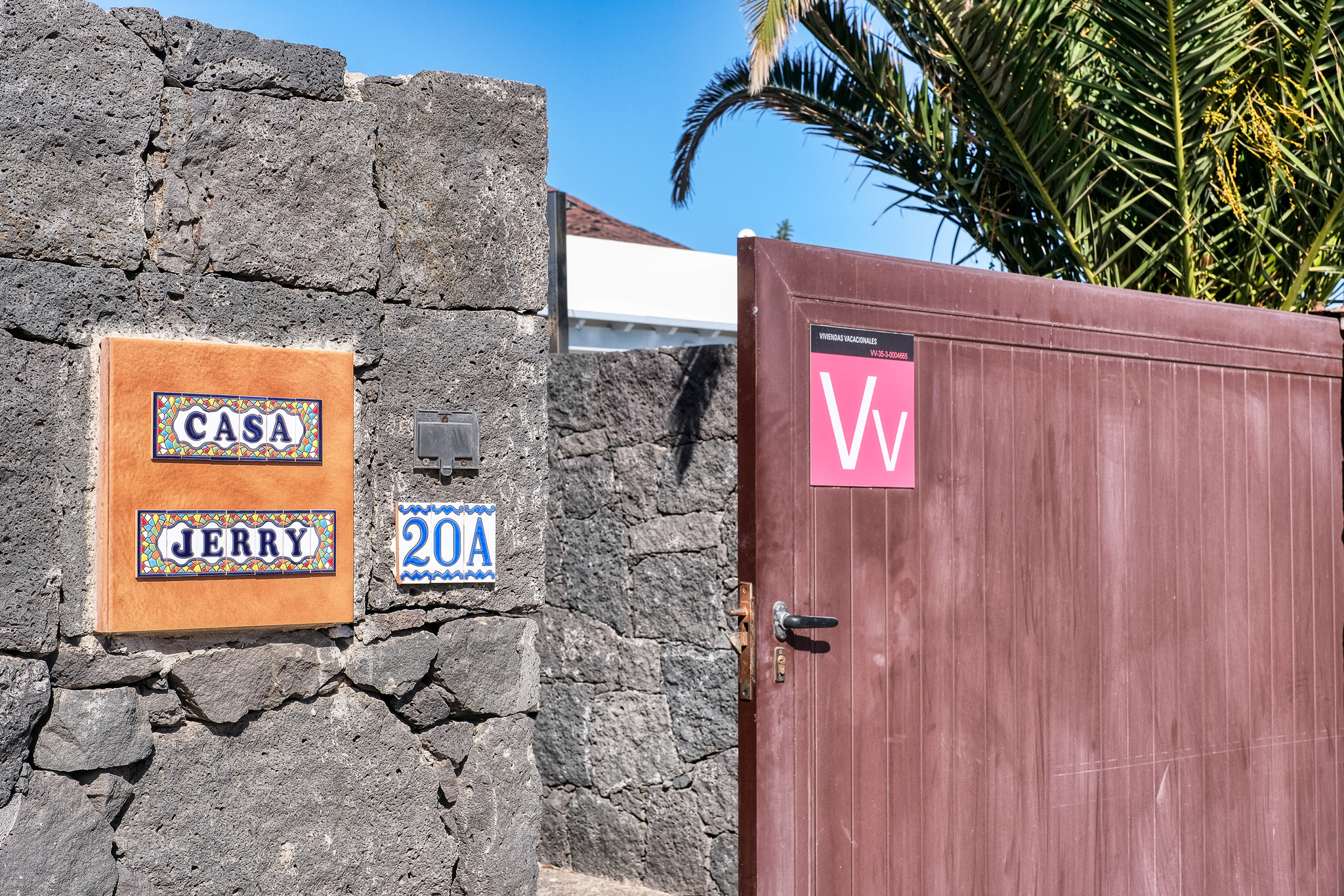 Blue Waves House - Lanzarote Vacation Homes (32)