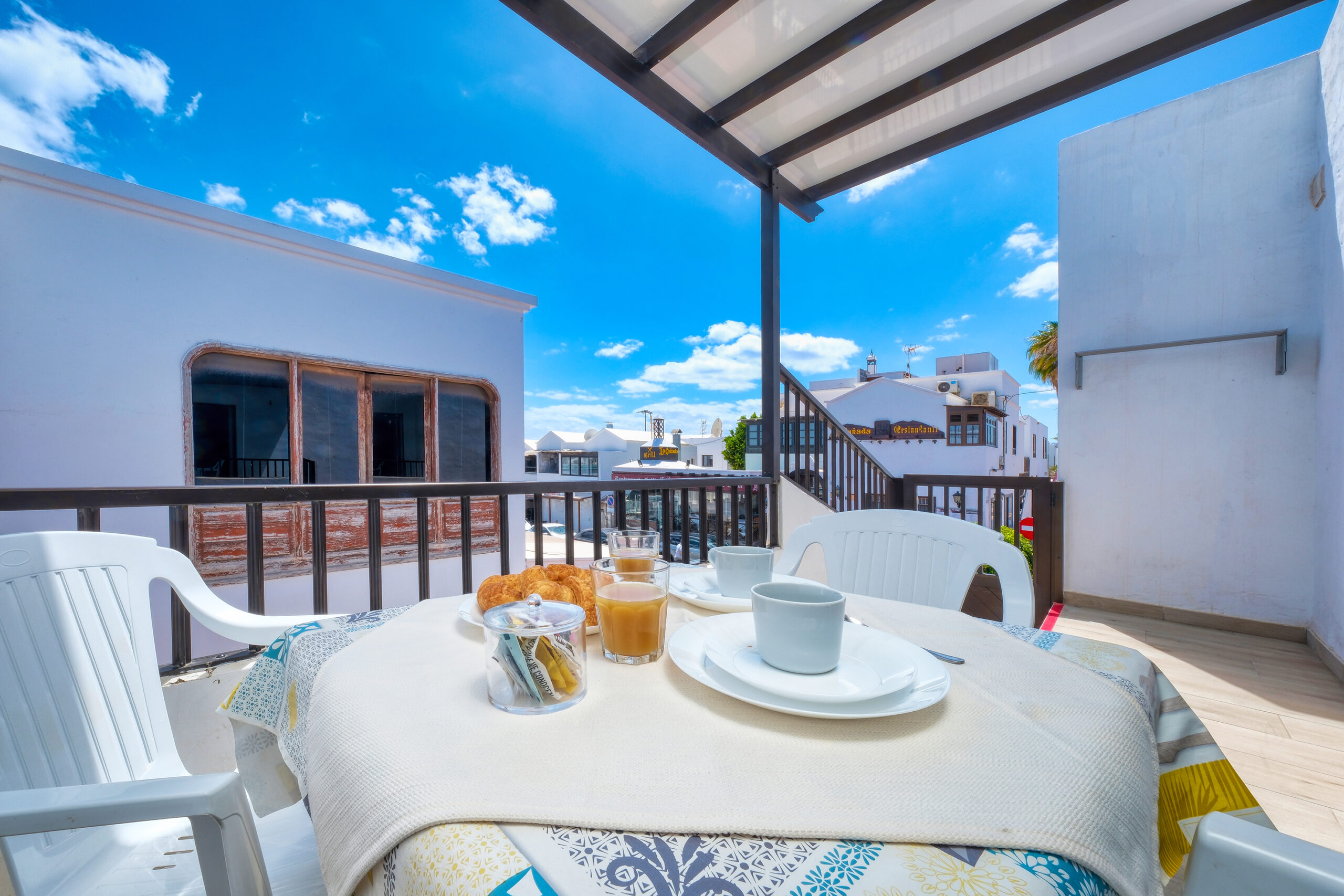 Casa-Toni-Vivienda-Vacacional-Puerto-Del-Carme-Pie-De-Playa-Lanzarote (13)