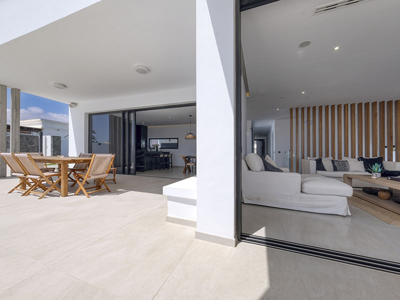 Villa White House Puerto Calero Lanzarote Vacation Homes