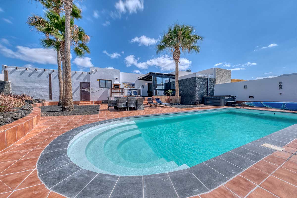 Alojamiento en Playa Blanca Villa Salaria - Lanzarote Vacation Homes