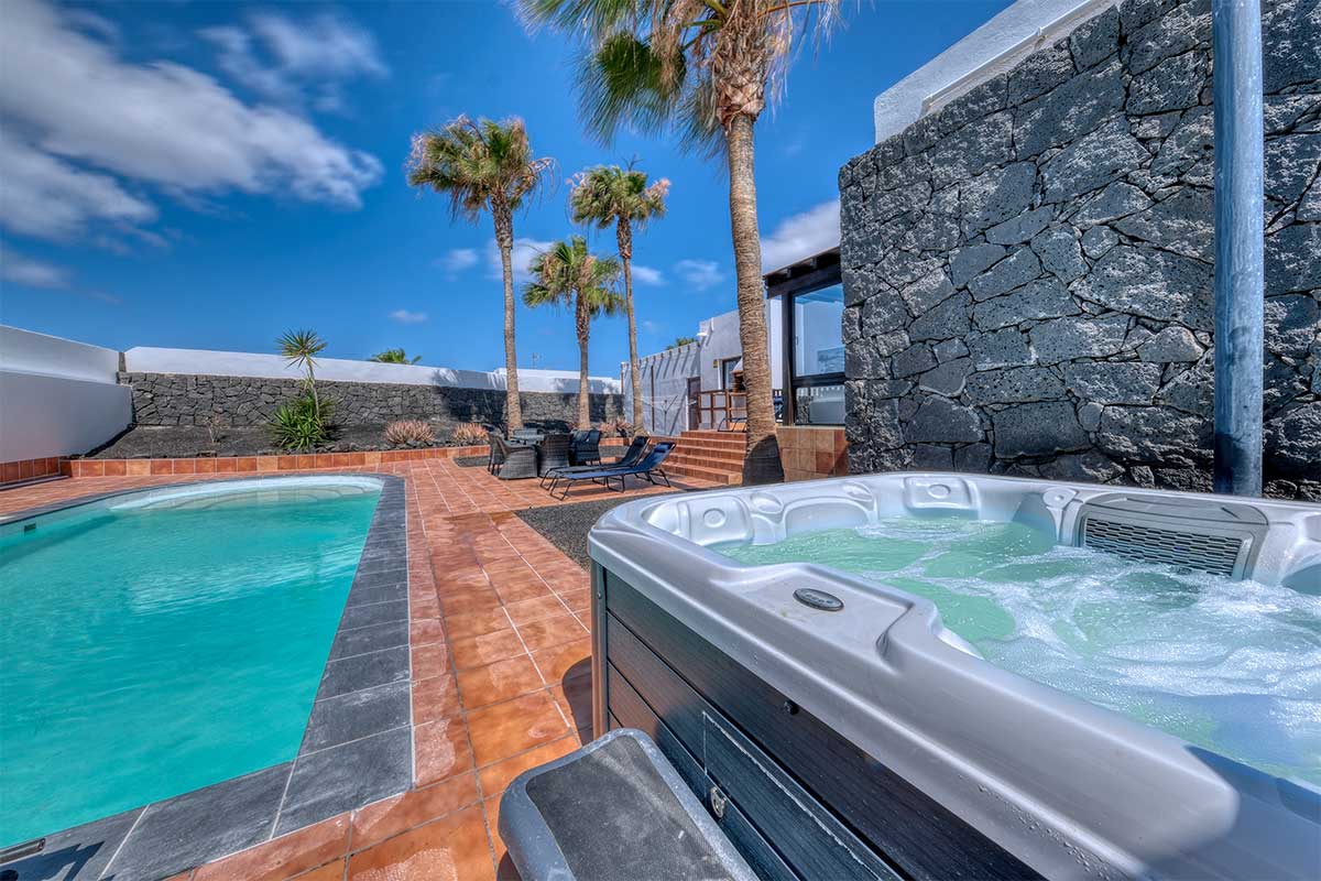 Alojamiento en Playa Blanca Villa Salaria - Lanzarote Vacation Homes