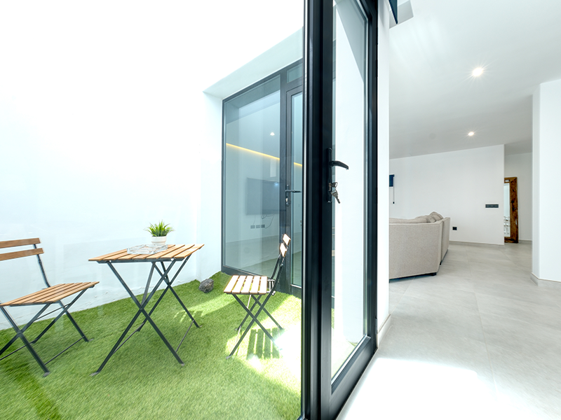 Apartamento-White-House-Puerto-Calero-Lanzarote-Vacation-Homes-19