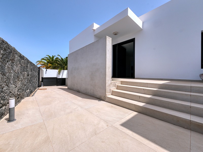 Apartamento-White-House-Puerto-Calero-Lanzarote-Vacation-Homes-32
