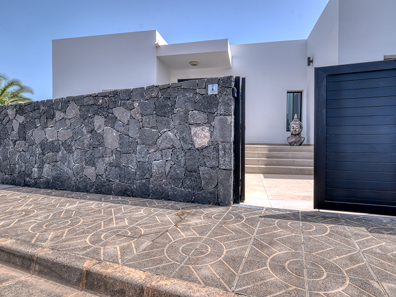 Apartamento-White-House-Puerto-Calero-Lanzarote-Vacation-Homes-33