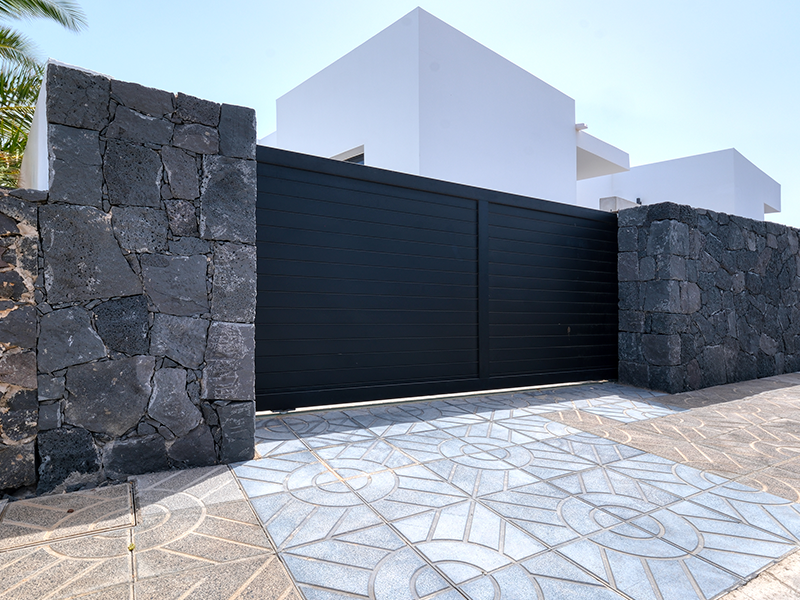 Apartamento-White-House-Puerto-Calero-Lanzarote-Vacation-Homes-34