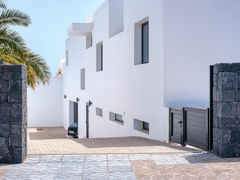 Apartamento-White-House-Puerto-Calero-Lanzarote-Vacation-Homes