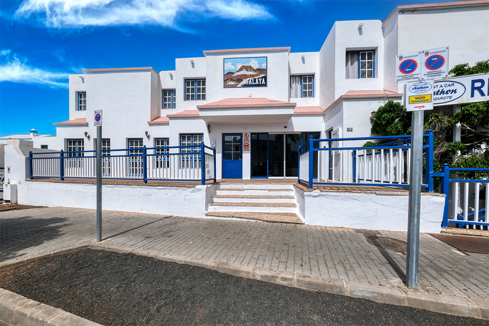 Casa-Bella-Puerto-Del-Carmen-Lanzarote-Vacation-Homes-21