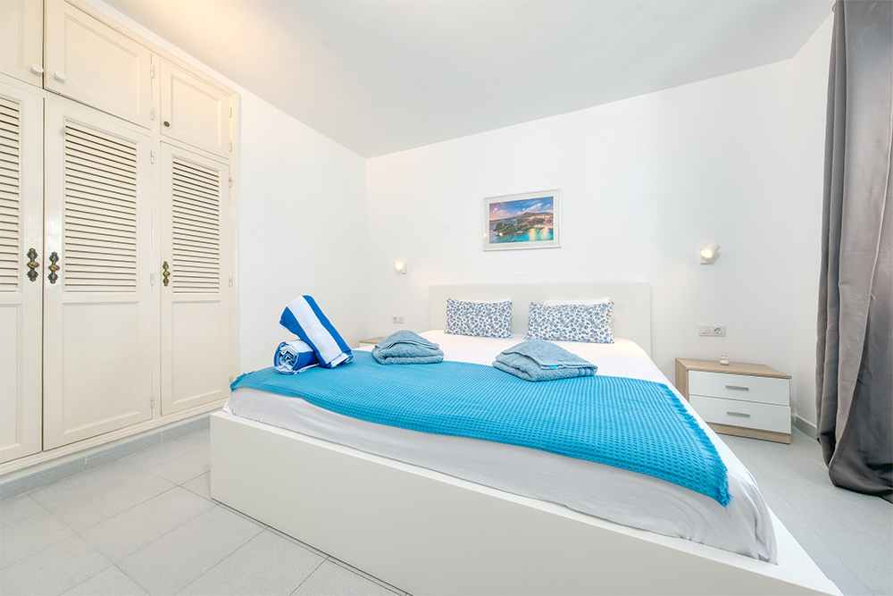 Casa-Bella-Puerto-Del-Carmen-Lanzarote-Vacation-Homes-1