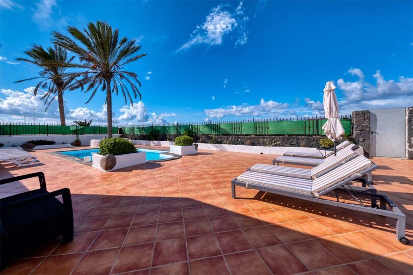 Villa-Arena-Blanca-Vivienda-Vaccional-Playa-Blanca-Lanzarote-Vacation-Homes-1