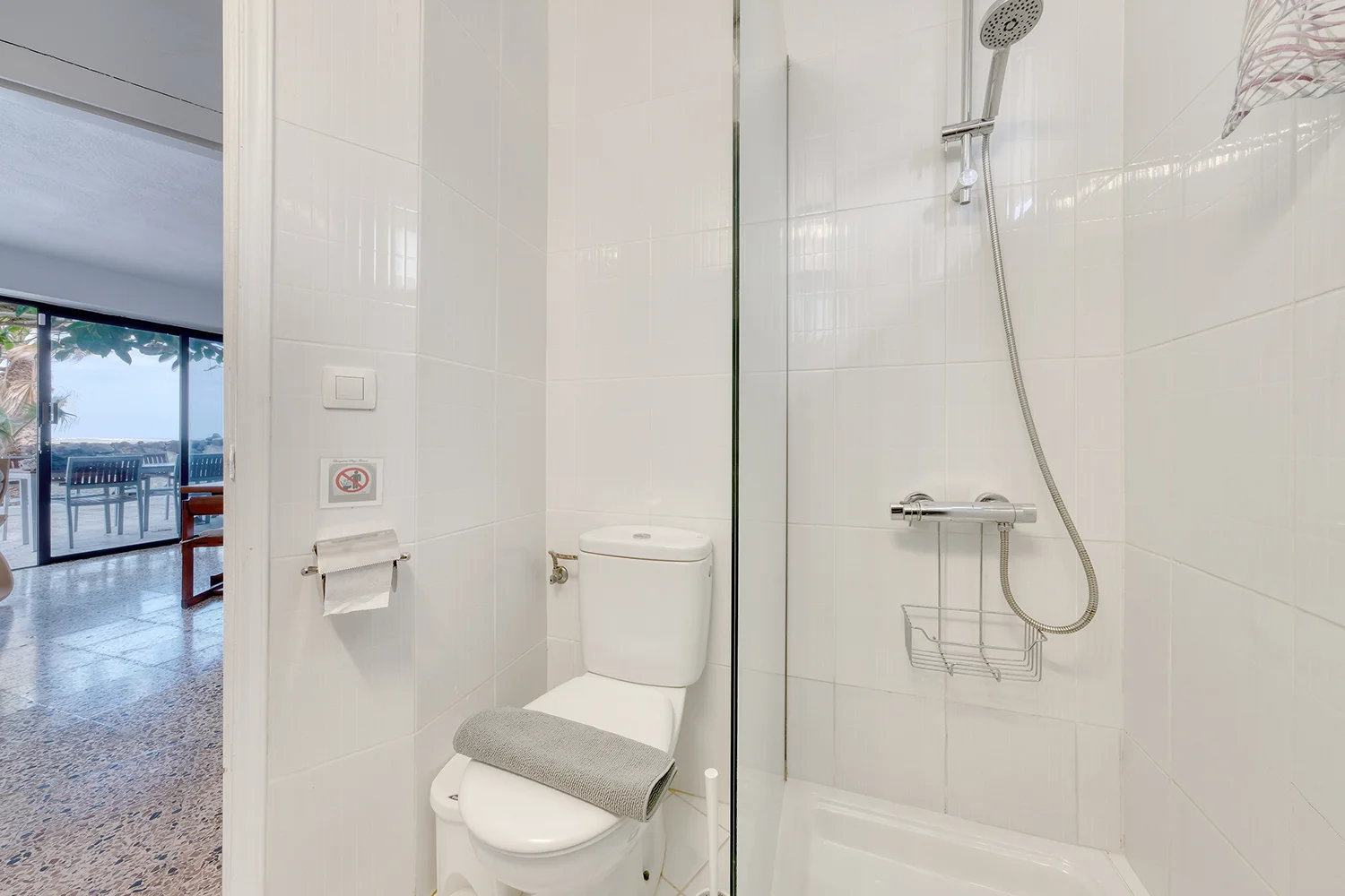 lanzarote-vacation-homes-bungalow-124-atlantic-famara-galeria-08