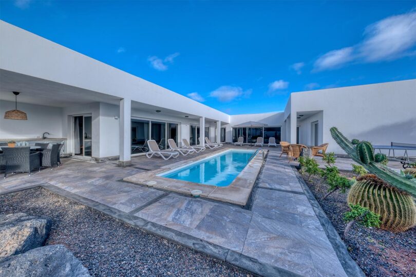 Villa-Luxury-Casa-Eden-en-Charco-del-Palo-Lanzarote-Vacation-Home
