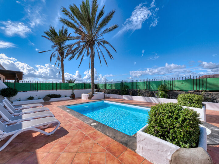 Arena Blanca Lanzarote Vacation Homes